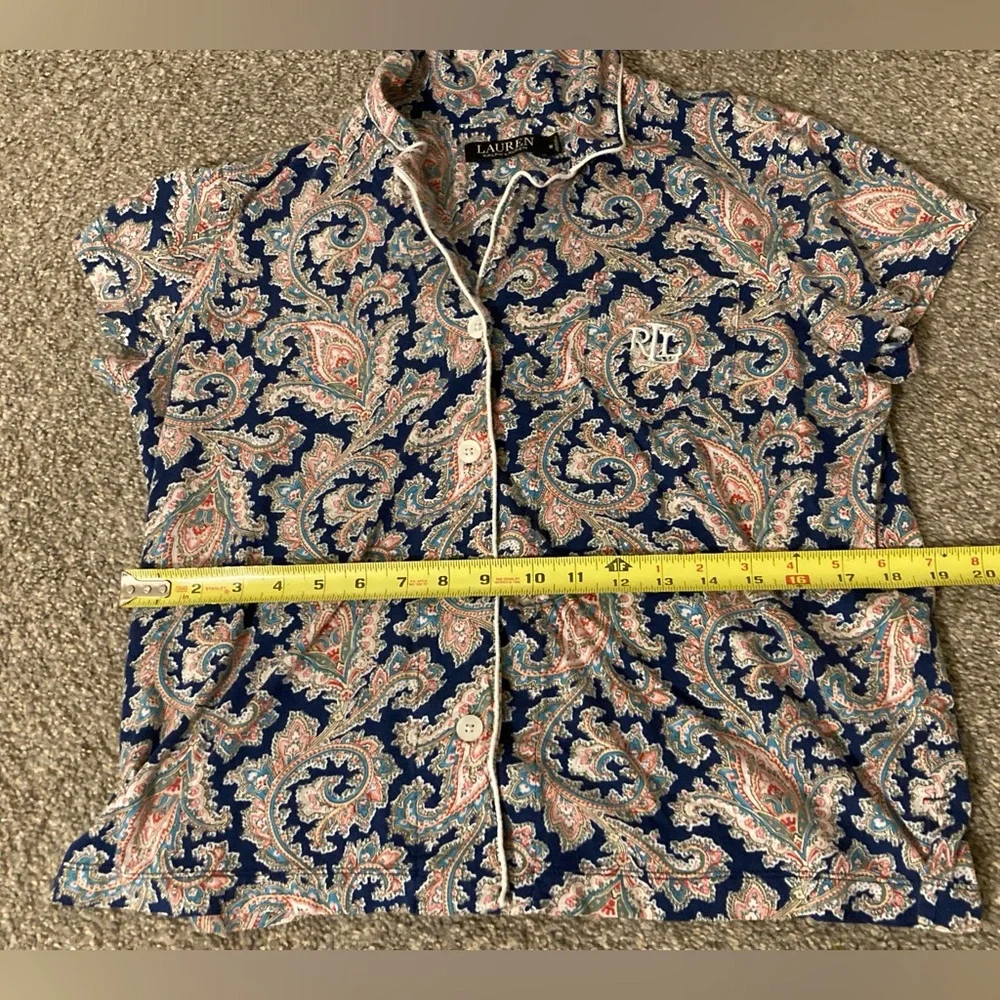 Lauren Ralph Lauren Blue and Pink Paisley Pajama Set, size medium - Picture 8 of 9